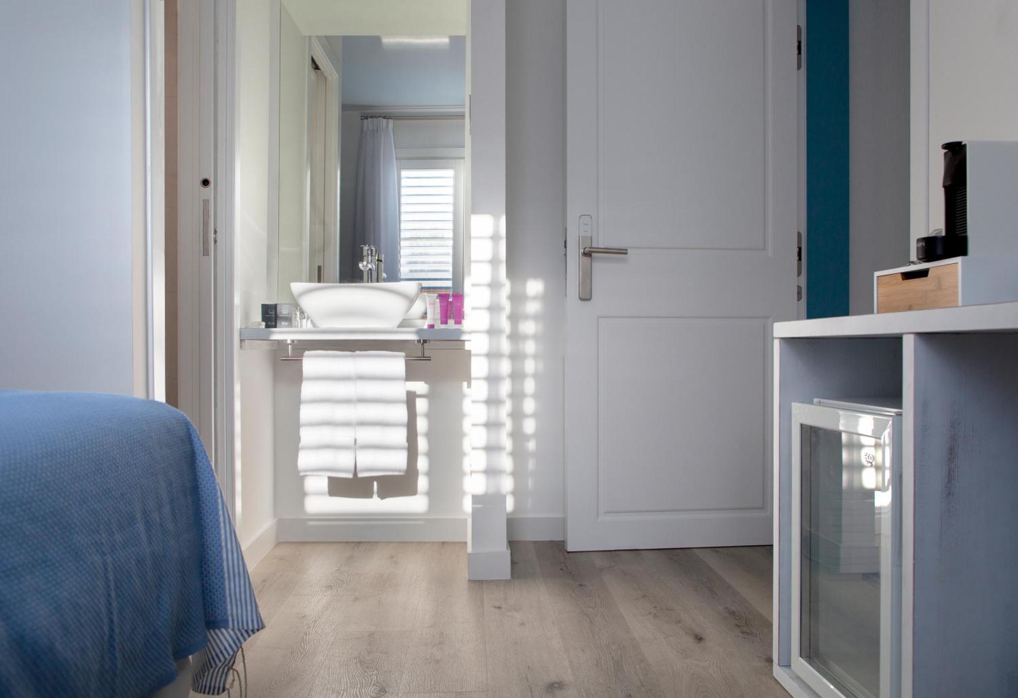 Nerja Casual Rooms ภายนอก รูปภาพ